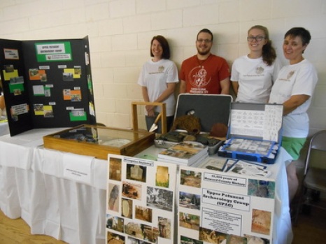 Volunteers at the UPAG Table for Hands on History at the Howard County Fair